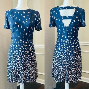 Women’s Xhilaration Floral Dress Size XS Short Sleeves Knee Length Navy Blue
